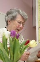 Emmi Hoffmann aus dem Altvatergebirge bei der Lesung. Bild: Richard Šulko