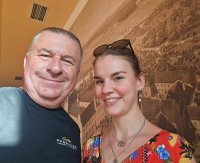 : Richard Šulko mit der Geigenspielerin Arribas Quintana. Foto: Richard Šulko