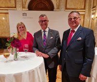 : v. l.: Irena Šulková, Norbert Hofer, Richard Šulko. Foto: Parlament Österreichs.