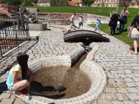 Wasserspiele am Konvent. Foto: Richard Šulko