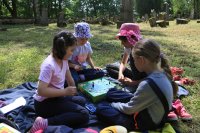 Kinder beim Spielen. Foto: Richard Šulko