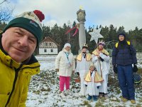 : Die Gruppe vor der Mariensäule. Foto: Richard Šulko 